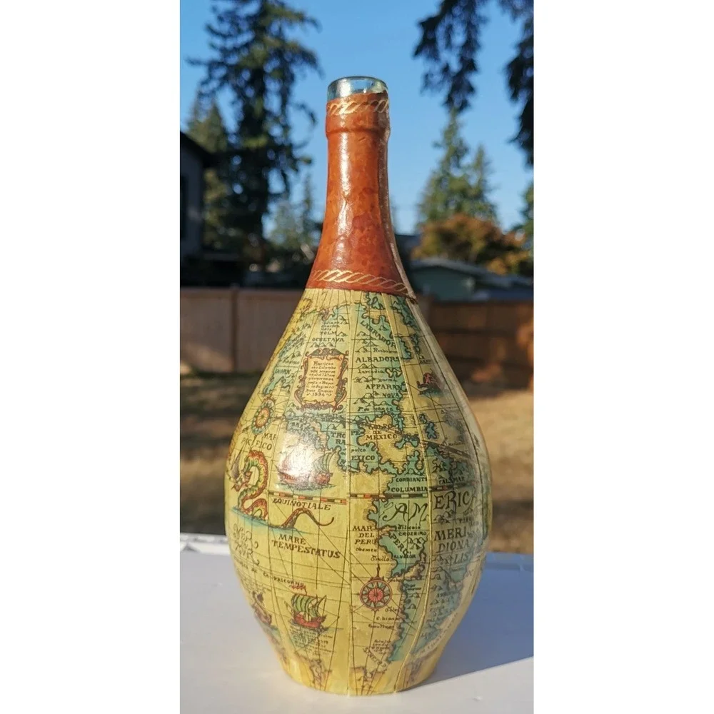 VINTAGE 1960'S FAUSTO CORDURI ITALIAN LEATHER WRAPPED OLD WORLD DECANTER